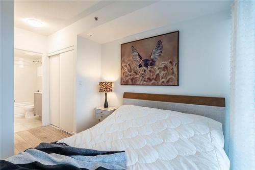 3200 Dakota Common|Unit #B717, Burlington, ON - Indoor Photo Showing Bedroom