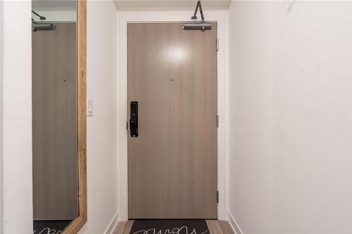 3200 Dakota Common|Unit #B717, Burlington, ON - Indoor Photo Showing Other Room