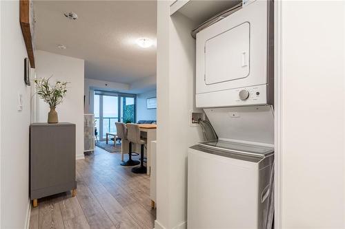 3200 Dakota Common|Unit #B717, Burlington, ON - Indoor Photo Showing Laundry Room