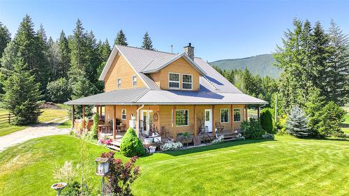 2990 50 Street, Salmon Arm, BC - Outdoor With Deck Patio Veranda