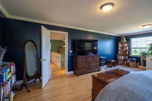 2990 50 Street, Salmon Arm, BC - Indoor Photo Showing Bedroom