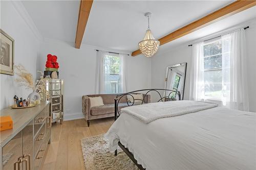 382 Lodor Street, Ancaster, ON - Indoor Photo Showing Bedroom