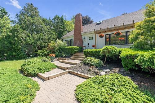 382 Lodor Street, Ancaster, ON - Outdoor With Deck Patio Veranda