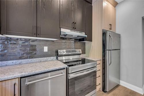 55 Douglas Avenue, Hamilton, ON - Indoor Photo Showing Kitchen