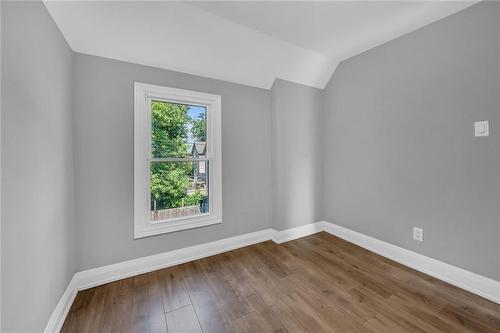 55 Douglas Avenue, Hamilton, ON - Indoor Photo Showing Other Room