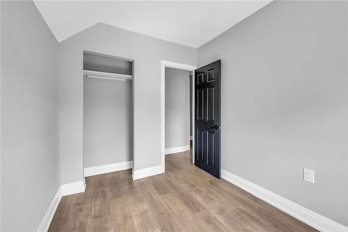 55 Douglas Avenue, Hamilton, ON - Indoor Photo Showing Other Room