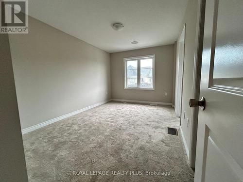 10 - 30 Mia Drive, Hamilton, ON - Indoor Photo Showing Other Room