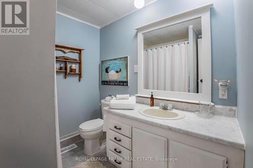 4 Ashley Court, Georgina (Sutton & Jackson'S Point), ON - Indoor Photo Showing Bathroom