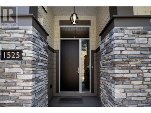 1525 Tower Ranch Drive, Kelowna, BC - Outdoor