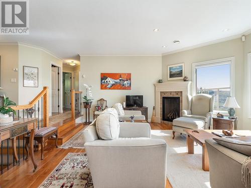 996 Galiano Road, Vernon, BC - Indoor Photo Showing Living Room With Fireplace