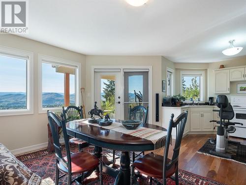 996 Galiano Road, Vernon, BC - Indoor Photo Showing Dining Room