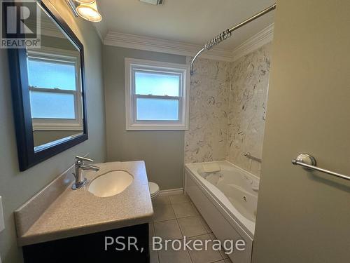 245 Dawn Drive, London, ON - Indoor Photo Showing Bathroom