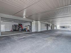 Garage - 