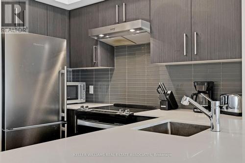 2013 - 15 Queen Street S, Hamilton (Central), ON - Indoor Photo Showing Kitchen With Stainless Steel Kitchen With Upgraded Kitchen