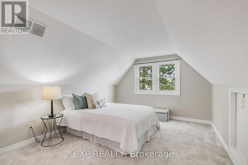 45 Edwin Crescent, Tillsonburg, ON - Indoor Photo Showing Bedroom