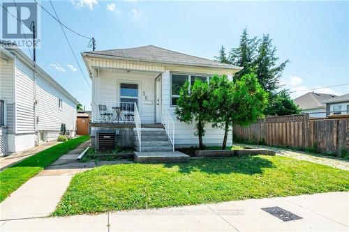 56 Cambridge Avenue, Hamilton (Crown Point), ON - Outdoor