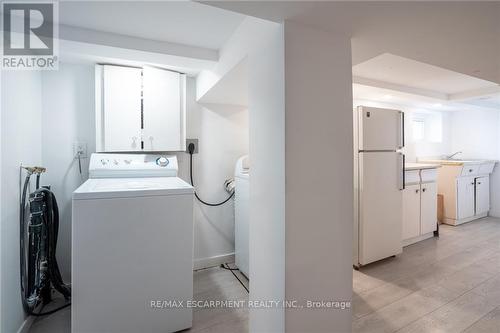 56 Cambridge Avenue, Hamilton (Crown Point), ON - Indoor Photo Showing Laundry Room