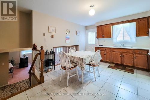 31 Foxmeadow Drive, Hamilton (Stoney Creek), ON - Indoor