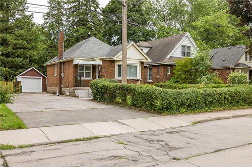 24 Thorndale Street N, Hamilton, ON - Outdoor With Facade