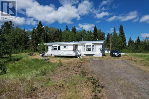 4996 Lily Pad Lake Road, 100 Mile House, BC - Outdoor