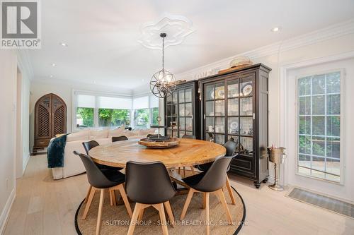 38 John Street S, Mississauga, ON - Indoor Photo Showing Dining Room