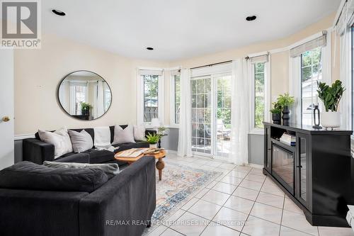 168 Dunraven Drive, Toronto (Keelesdale-Eglinton West), ON - Indoor Photo Showing Living Room