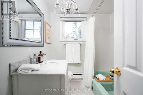 168 Dunraven Drive, Toronto (Keelesdale-Eglinton West), ON - Indoor Photo Showing Bathroom