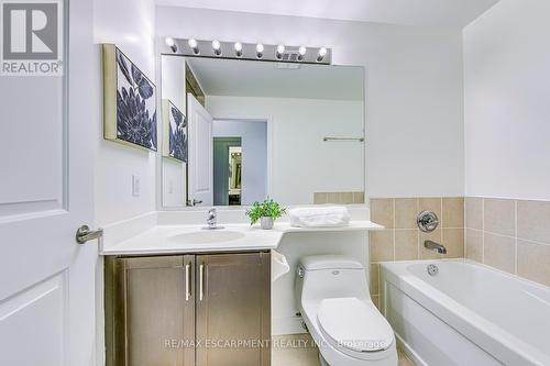 1506 - 70 Absolute Avenue, Mississauga (City Centre), ON - Indoor Photo Showing Bathroom