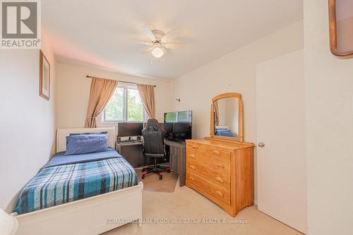 17A Cundles Road E, Barrie (Cundles East), ON - Indoor Photo Showing Bedroom