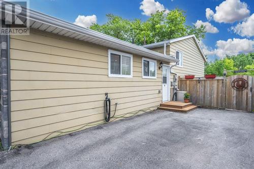 17A Cundles Road E, Barrie (Cundles East), ON - Outdoor With Exterior