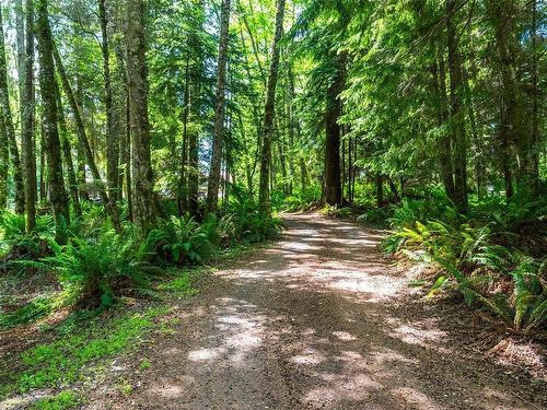 7281 Mcmillan Rd, Sooke, BC 