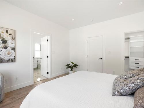 1315 Sandstone Lane, Langford, BC - Indoor Photo Showing Bedroom