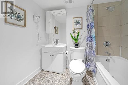 303 - 16 Harrison Garden Boulevard, Toronto (Willowdale East), ON - Indoor Photo Showing Bathroom