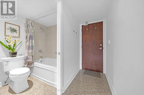 303 - 16 Harrison Garden Boulevard, Toronto (Willowdale East), ON - Indoor Photo Showing Bathroom