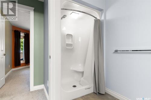 14 Park Bay, Emerald Park, SK - Indoor Photo Showing Bathroom