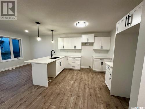 4808 Kaufman Avenue, Regina, SK - Indoor Photo Showing Kitchen