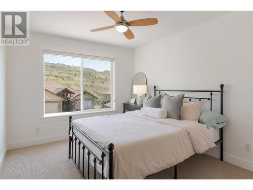 829 Kuipers Crescent, Kelowna, BC - Indoor Photo Showing Bedroom