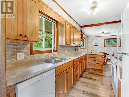 1686 Old Brock Street, Norfolk, ON - Indoor Photo Showing Kitchen With Double Sink