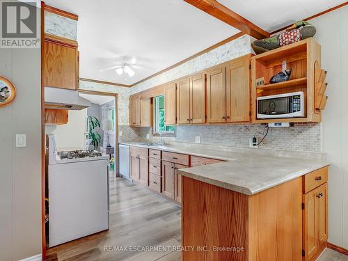 1686 Old Brock Street, Norfolk, ON - Indoor Photo Showing Kitchen