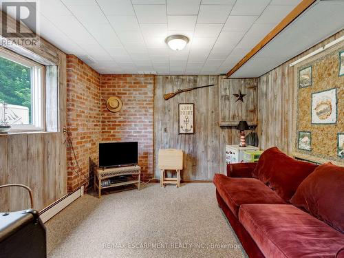 1686 Old Brock Street, Norfolk, ON - Indoor