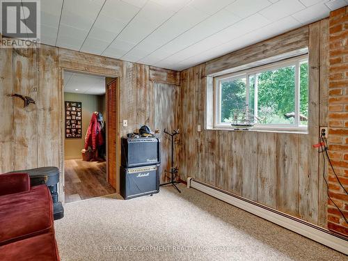 1686 Old Brock Street, Norfolk, ON - Indoor Photo Showing Other Room