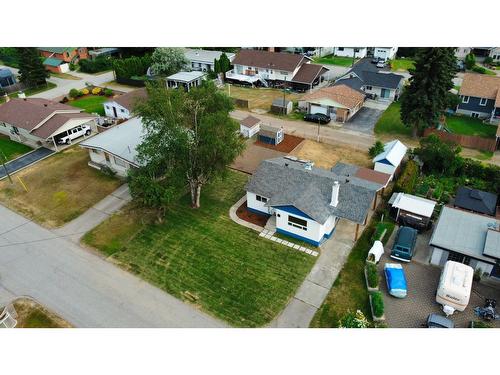 755 9Th Avenue, Montrose, BC - Outdoor With View