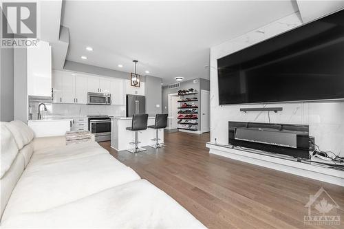 615 Longfields Drive Unit#203, Ottawa, ON - Indoor