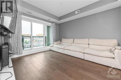 615 Longfields Drive Unit#203, Ottawa, ON - Indoor Photo Showing Living Room