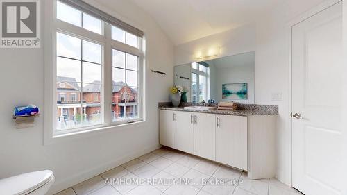 23 Snap Dragon Trail, East Gwillimbury (Holland Landing), ON - Indoor Photo Showing Bathroom