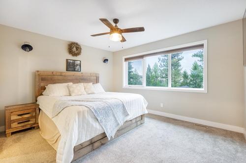 148 Plateau Place, Cranbrook, BC - Indoor Photo Showing Bedroom