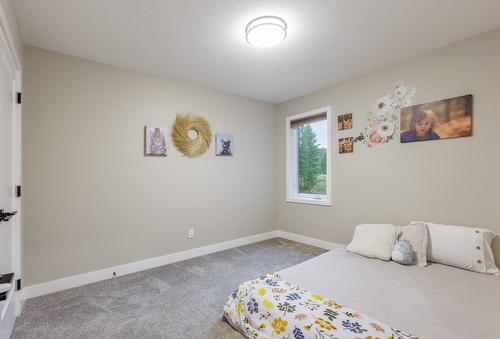 148 Plateau Place, Cranbrook, BC - Indoor Photo Showing Bedroom