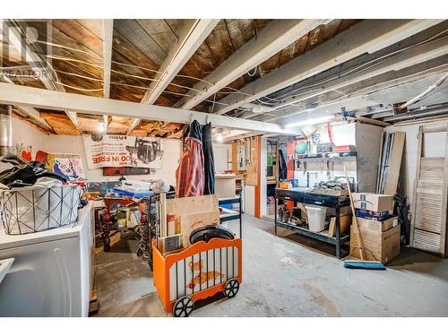 1880 Oak  Street, Trail, BC - Indoor Photo Showing Basement