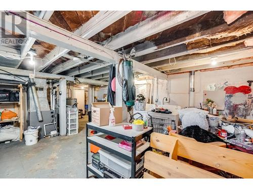 1880 Oak  Street, Trail, BC - Indoor Photo Showing Basement