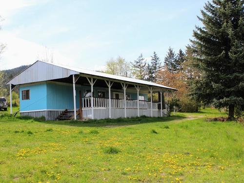 4893 Poplar Rd, Kamloops, BC - Outdoor With Deck Patio Veranda